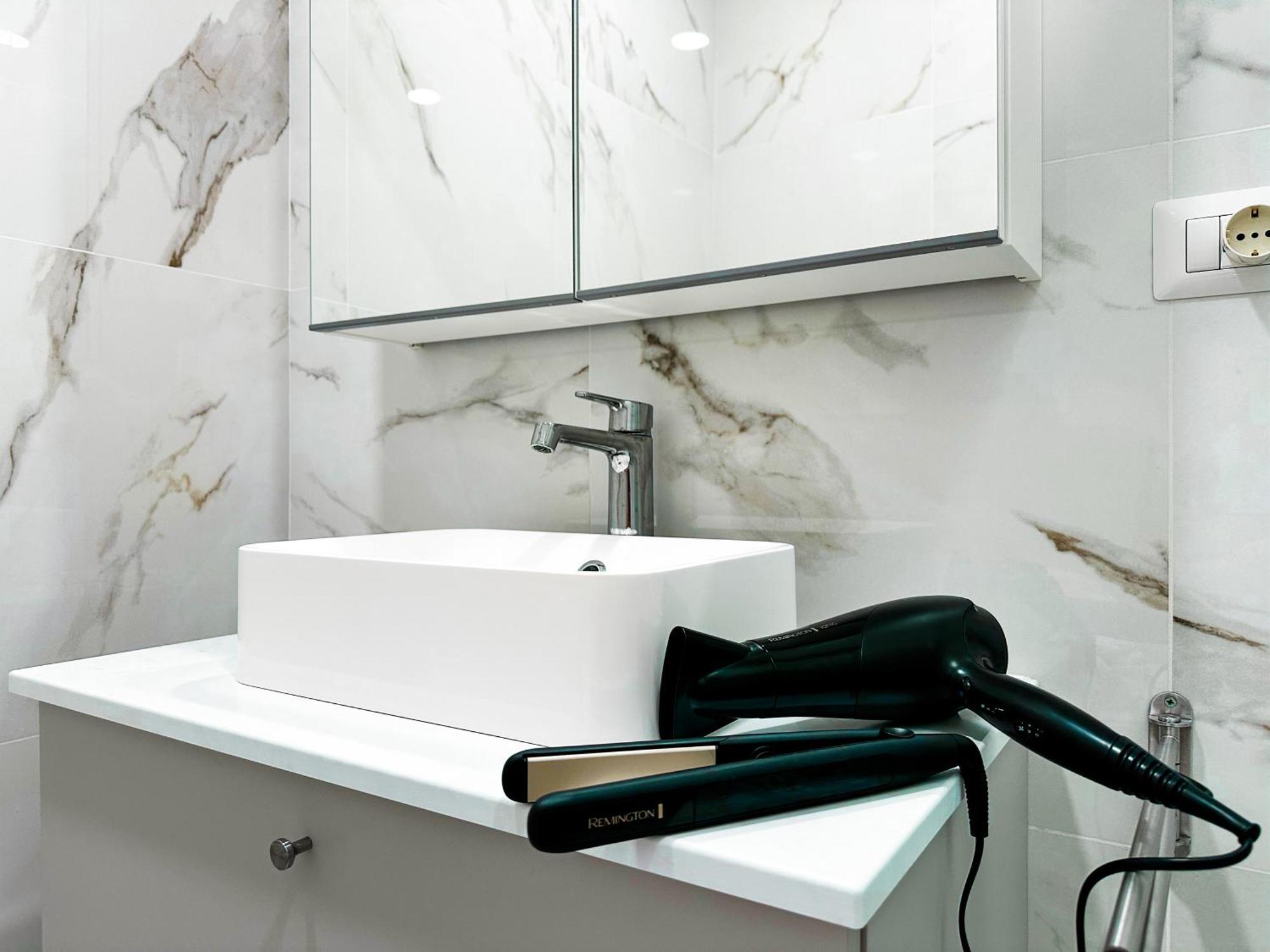 Zara - Station - 10' Duomo - San Siro Appartement *